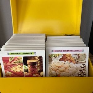 Vintage Retro Betty Crocker Recipe Card Library